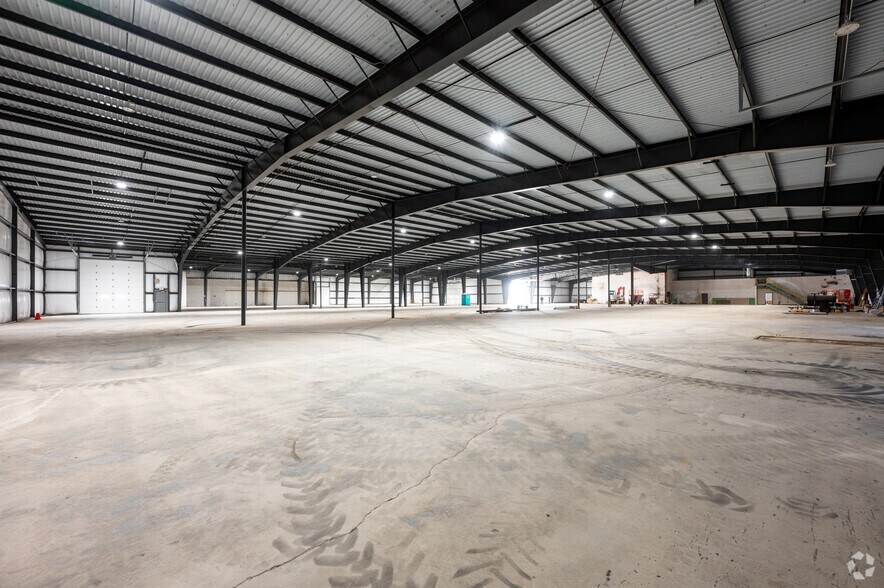 More Photos Of 800 Industrial Dr, Franklin Warehouse For Sale
