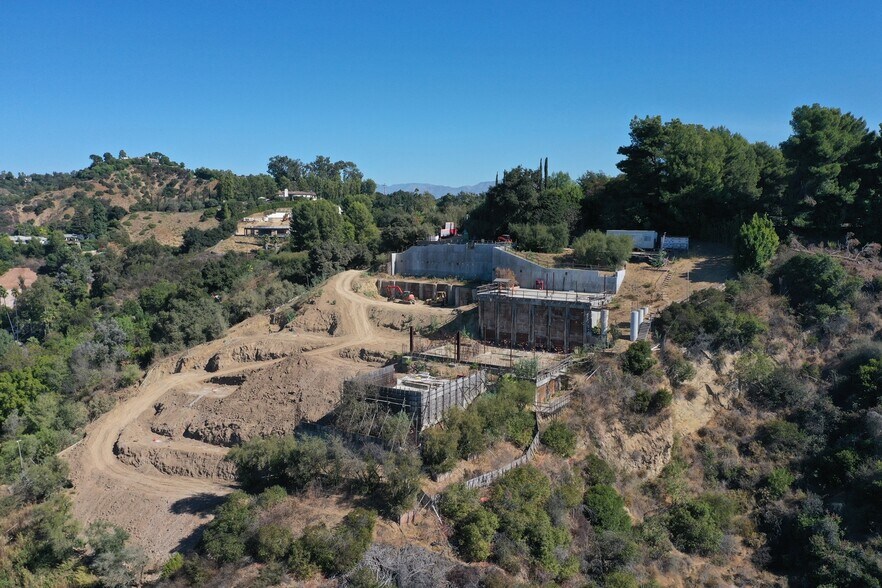 More Photos Of 2451 Summitridge Dr, Beverly Hills Land For Sale