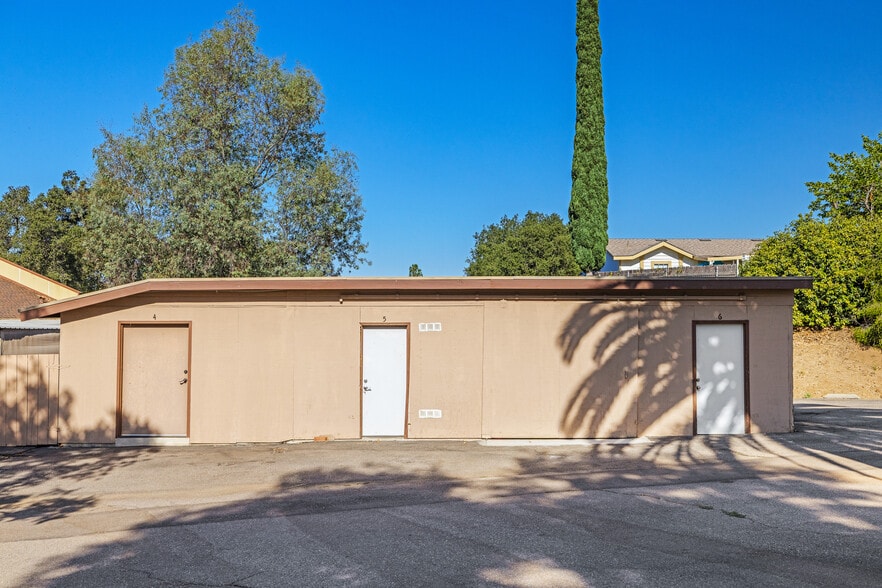 More Photos Of 2562 Alpine Blvd, Alpine Storefront Retail Residential For Sale