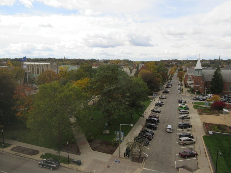 More Photos Of 151 S Rose St, Kalamazoo Medical For Sale