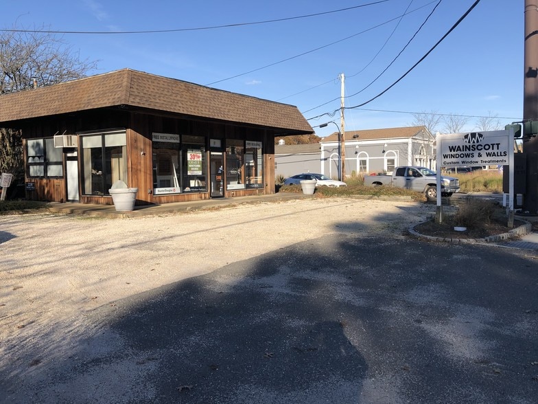 More Photos Of 81 Montauk Hwy, Wainscott General Retail For Lease