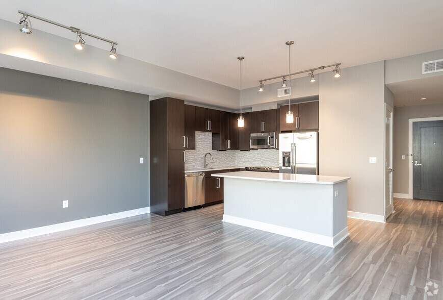 More Photos Of 4800 Auburn Ave, Bethesda Apartments For Lease