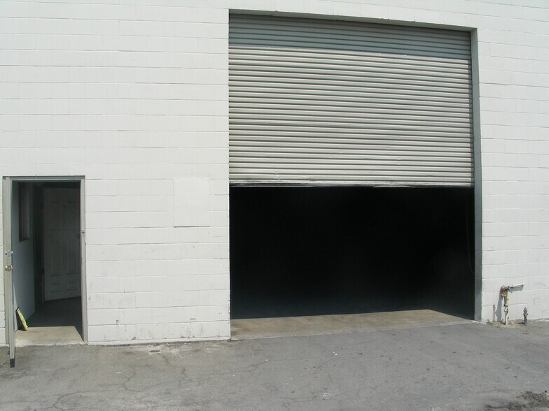 More Photos Of 4664 E Waterloo Rd, Stockton Warehouse For Lease