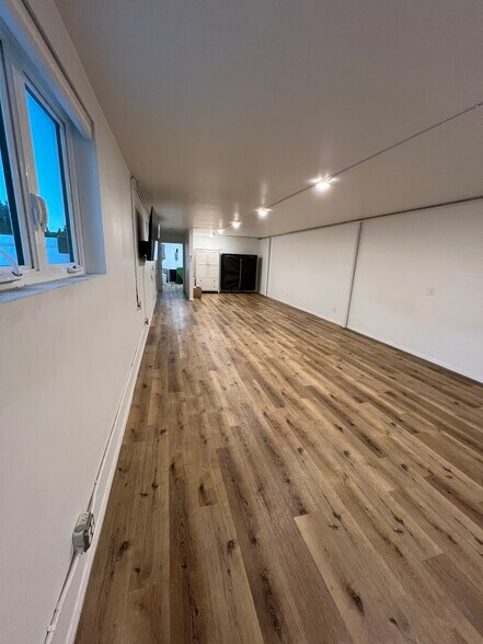 More Photos Of 735 Stocker Rd, Big Bear Lake Storefront Retail Office For Lease