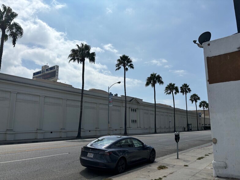 More Photos Of 10307-10309 Washington Blvd, Culver City General Retail For Sale