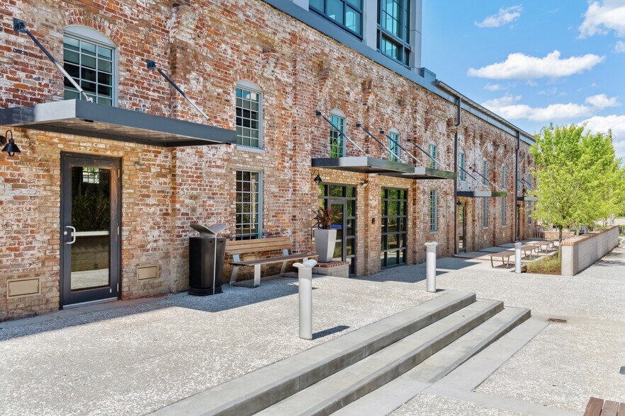 More Photos Of 651 Meeting St, Charleston Office Residential For Lease