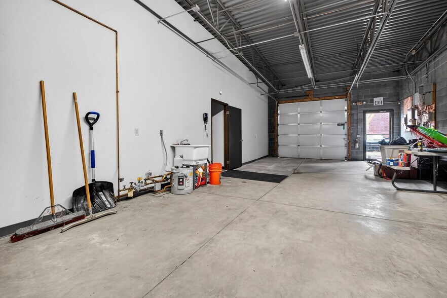 More Photos Of 7027 Spinach Dr, Mentor Warehouse For Sale
