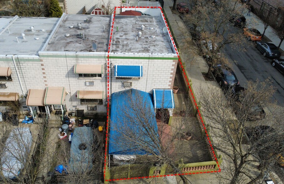Primary Photo Of 927 Home St, Bronx Land For Sale