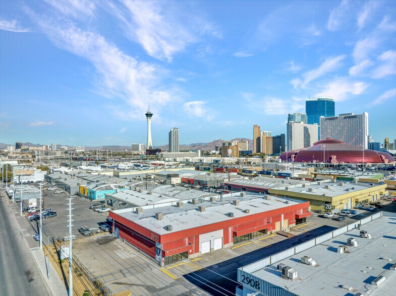 More Photos Of 2900 S Highland Dr, Las Vegas Warehouse For Lease