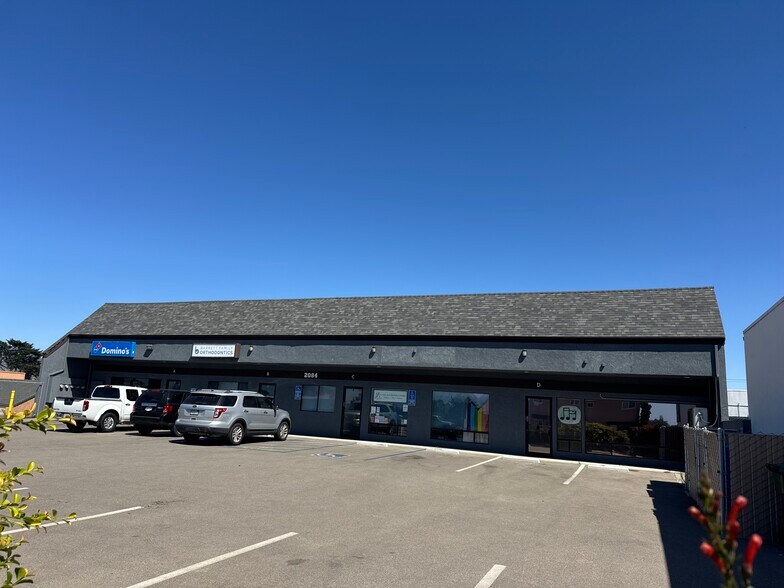 More Photos Of 2084 9th St, Los Osos Storefront For Sale