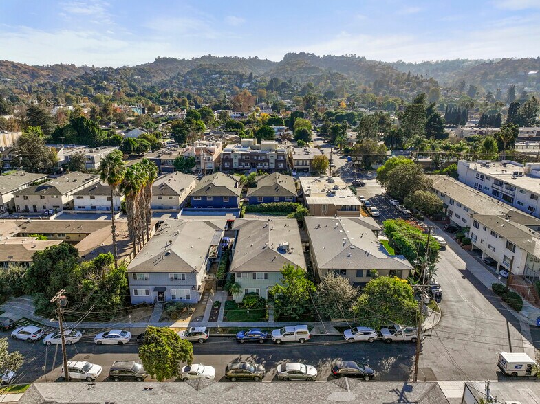 More Photos Of 13520 Rye St, Sherman Oaks Apartments For Sale