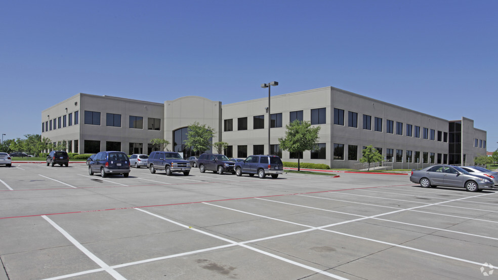 Primary Photo Of 2200 Highway 121, Bedford Office For Lease