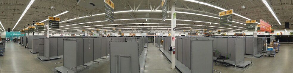 More Photos Of 2503 W 5th St, Lumberton Service Station For Sale