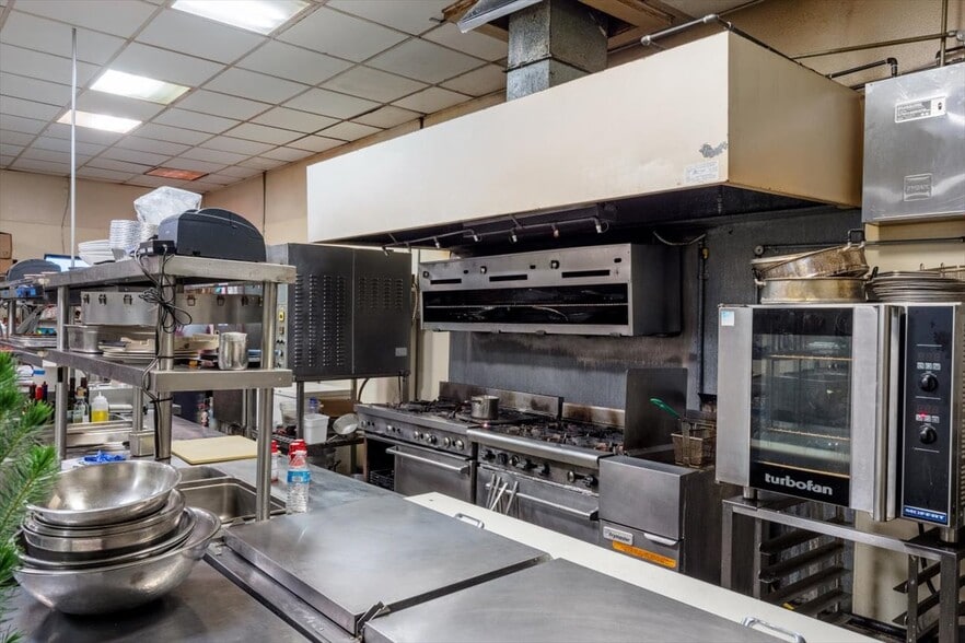 More Photos Of 113 W Grand Ave, Escondido Restaurant For Sale