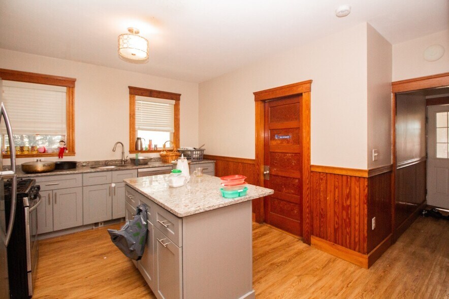 More Photos Of 56 Cohasset St, Worcester Multifamily For Sale