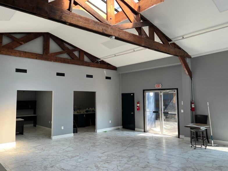 More Photos Of 505 N Main St, Port Chester Freestanding For Sale