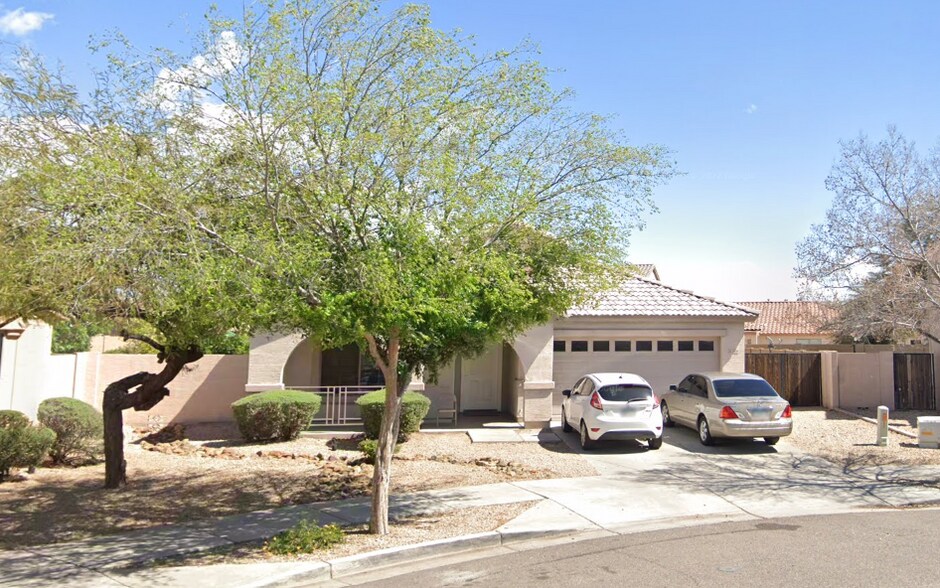 Primary Photo Of 2819 S 73rd Dr, Phoenix Healthcare For Sale