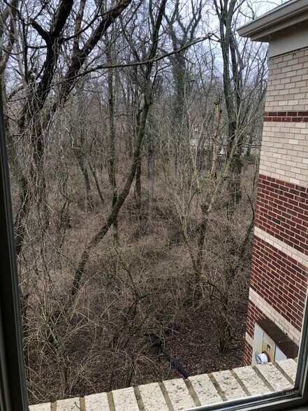 More Photos Of 3532 Irwin Simpson Rd, Mason Office Residential For Lease