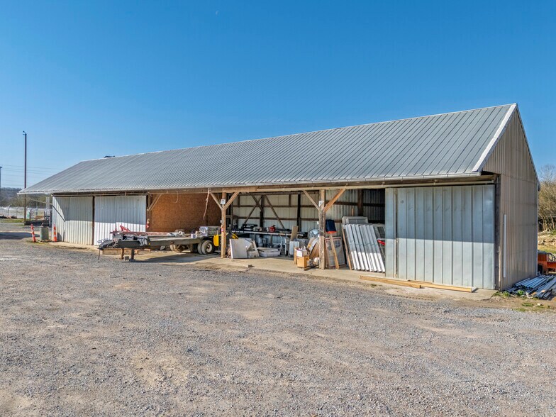 More Photos Of 1100 Winchester Hwy, Fayetteville Freestanding For Sale