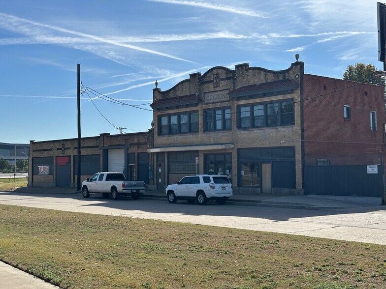More Photos Of 512 SW 3rd St, Oklahoma City Warehouse For Sale