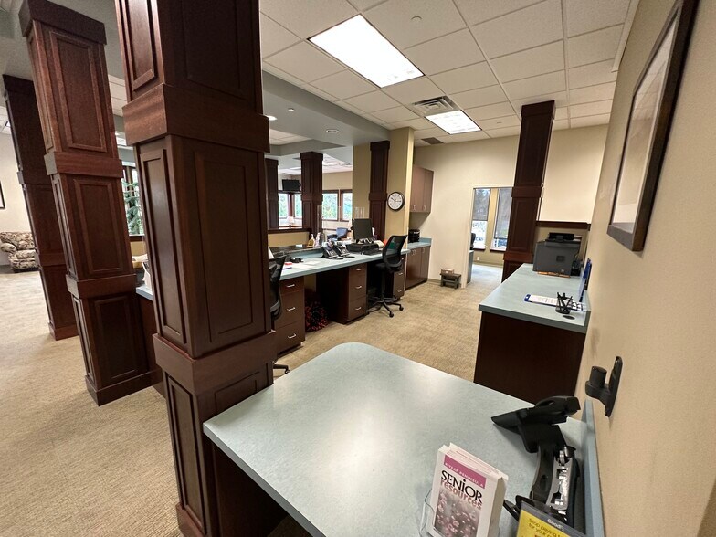 More Photos Of 463 Tremont St W, Port Orchard Medical For Lease