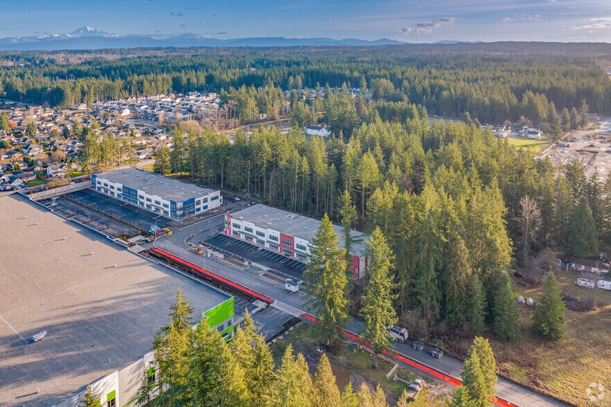 More Photos Of 19476 34A Av, Surrey Warehouse For Lease