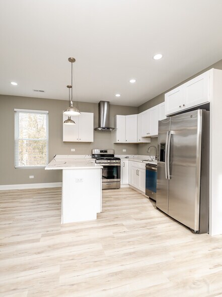 More Photos Of 851 Springfield ave, Chicago Apartments For Sale
