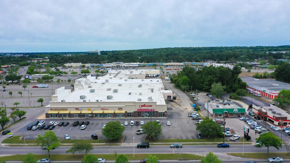 More Photos Of 3725 Airport Blvd, Mobile General Retail For Sale
