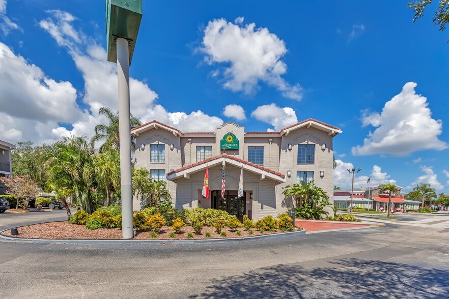 More Photos Of 7500 U.S. Highway 19 N, Pinellas Park Hotel For Sale