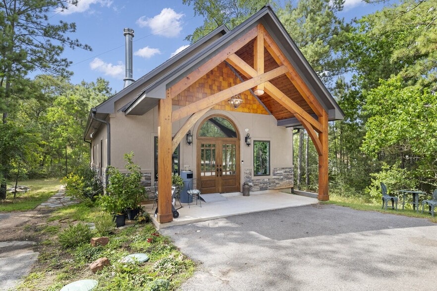 More Photos Of 30663 Moore Rd, Magnolia Freestanding For Sale