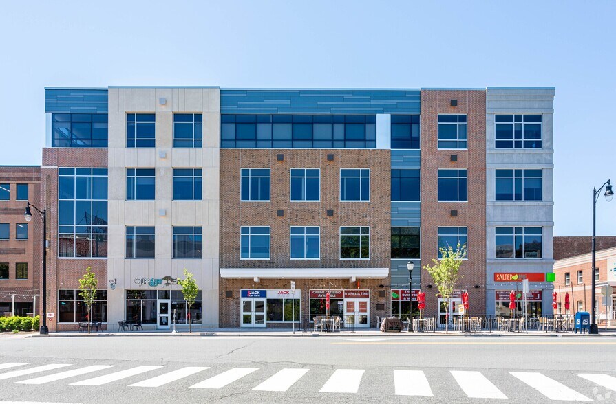 More Photos Of 46 E Main St, Somerville Office For Lease