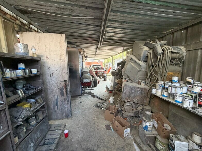 More Photos Of 2601 Lexington St, Kenner Warehouse For Sale