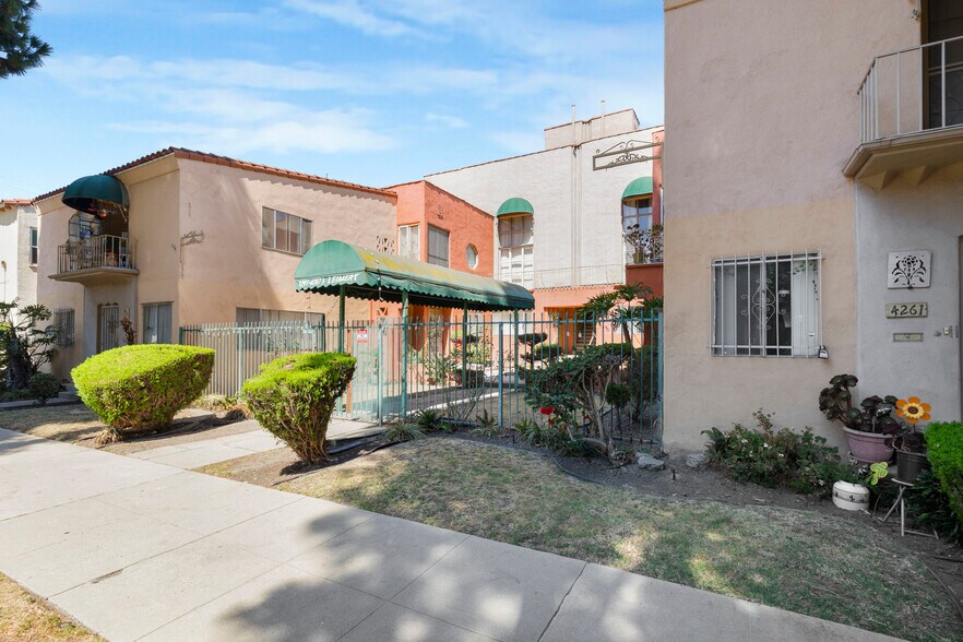 More Photos Of 4261 Leimert Blvd, Los Angeles Apartments For Sale