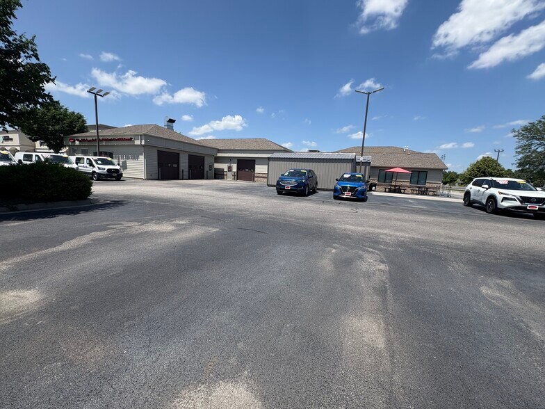 More Photos Of 2306 IFCU way, Lafayette Auto Dealership For Sale