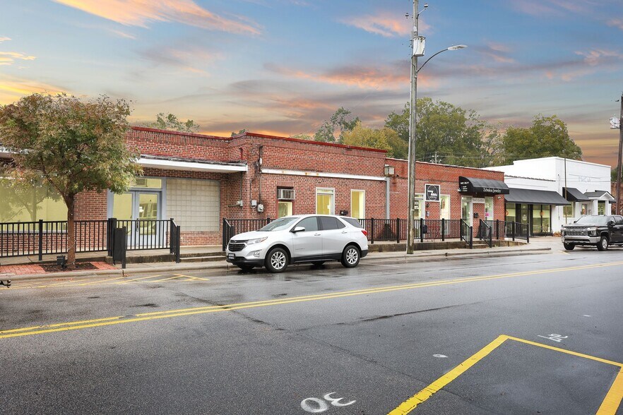 More Photos Of 200-204 N Arendell ave, Zebulon General Retail For Sale