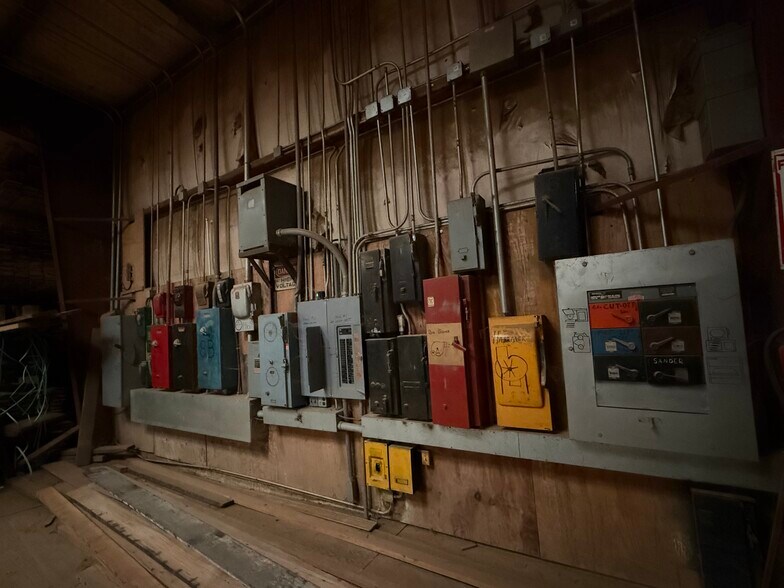 More Photos Of 2722 NC 87 S, Moncure Light Distribution For Lease