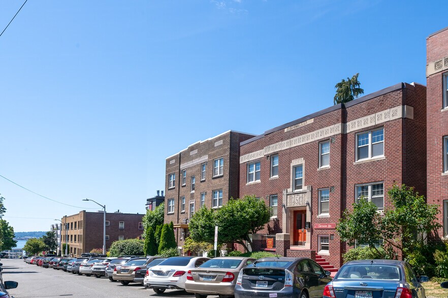 More Photos Of , Seattle Multifamily For Sale