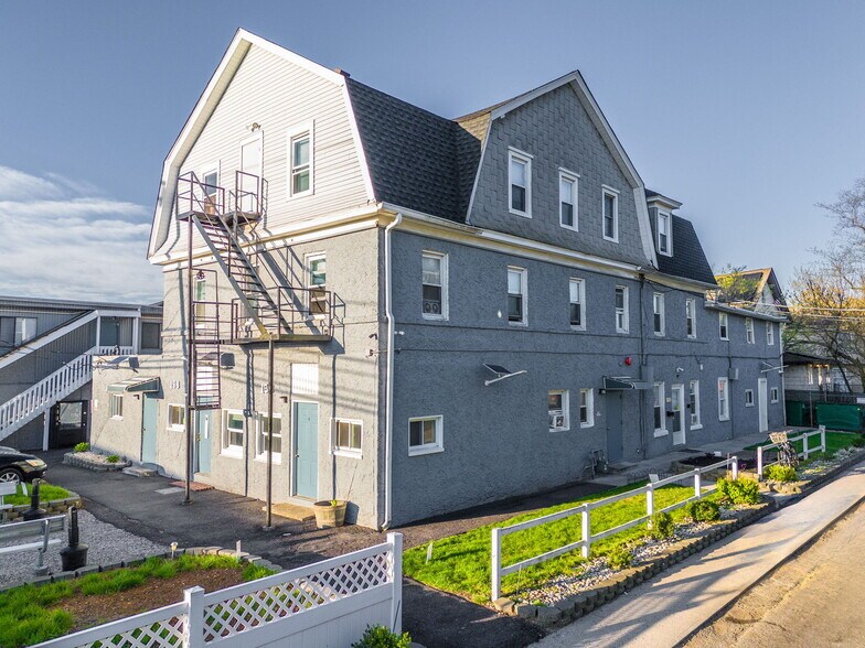 More Photos Of 15 Laurel Ave, Keansburg Specialty For Sale