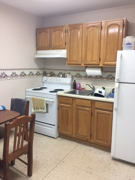 More Photos Of 15044-15050 Rankin Ave, Dunlap Freestanding For Sale