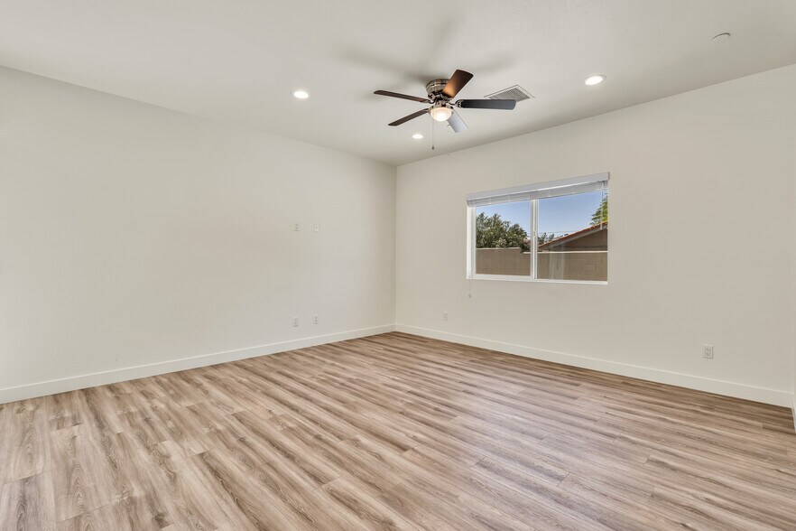 More Photos Of 33912 Whispering Palms Trail, Cathedral City Apartments For Sale