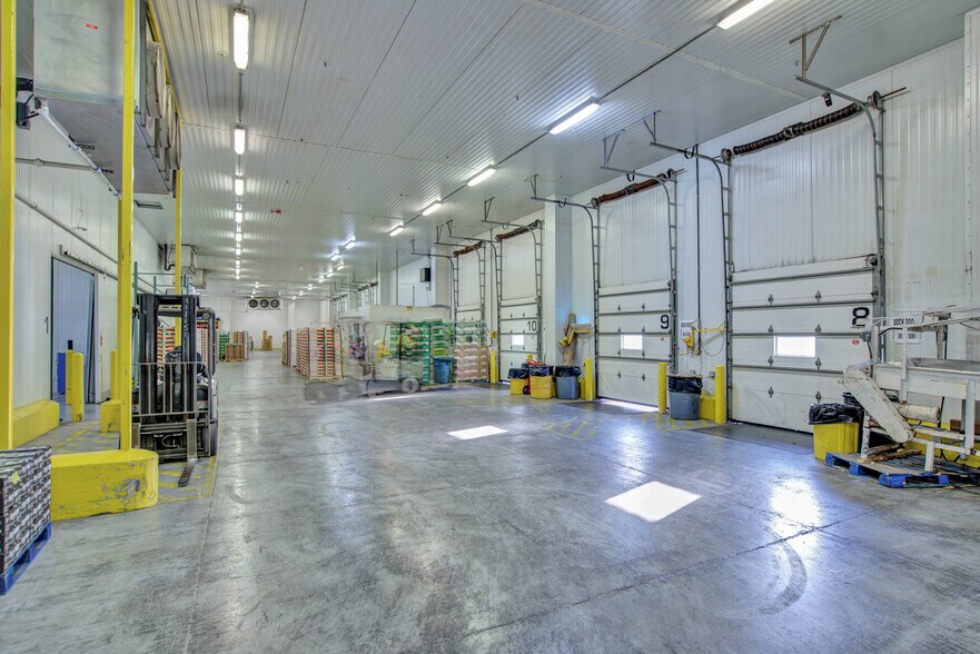 More Photos Of 901 W Owassa Rd, Edinburg Warehouse For Lease
