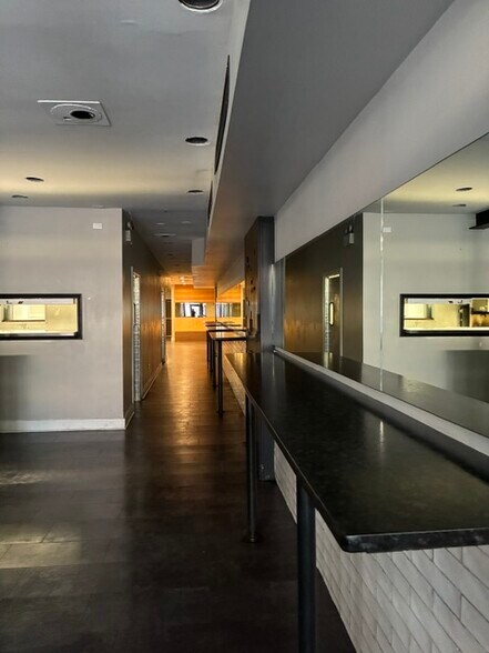 More Photos Of 1969 N Halsted St, Chicago Restaurant For Lease