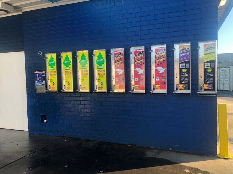 More Photos Of 1711 N Meridian Ave, Oklahoma City Carwash For Sale