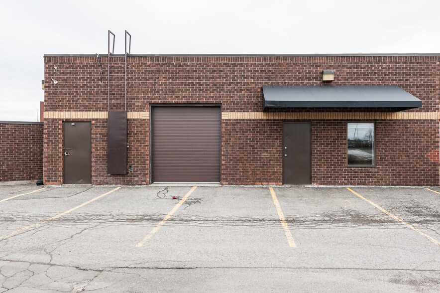 More Photos Of 6 Antares Dr, Ottawa Office For Lease