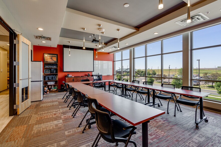 More Photos Of 9000 Quantrelle Ave NE, Otsego Office For Lease