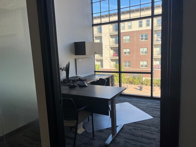 More Photos Of 200 E 9th St, Coralville Office For Lease