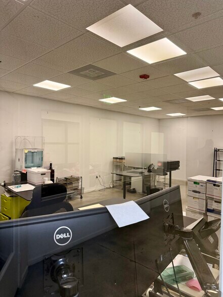 More Photos Of 7620 NW 25th St, Miami Distribution For Sale