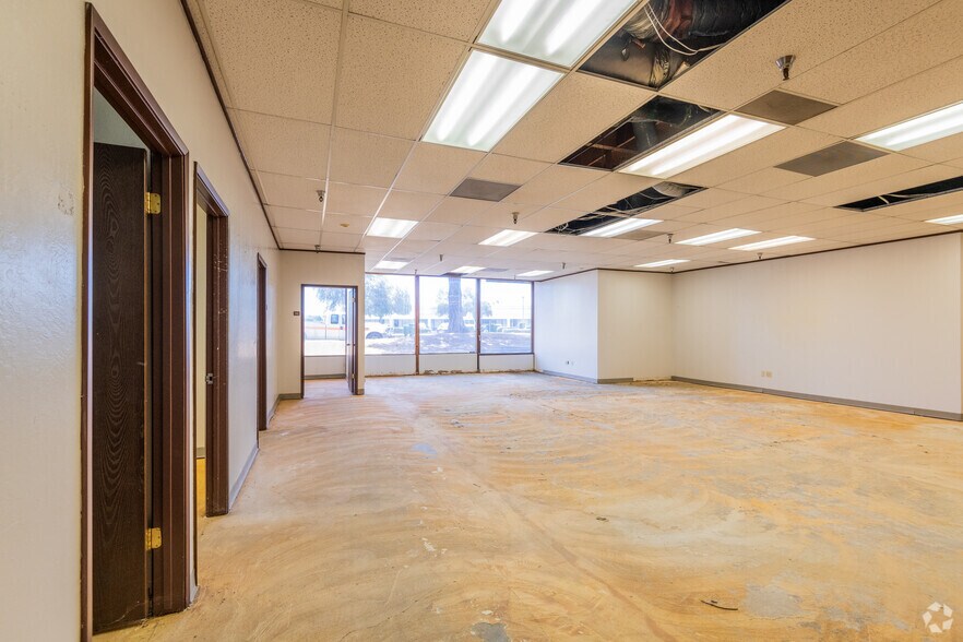 More Photos Of 4241 Williamsbourgh Dr, Sacramento Loft Creative Space For Sale