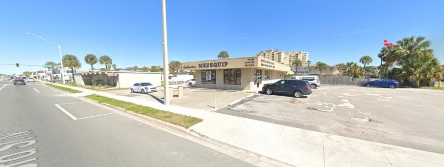 More Photos Of 905 3rd St N, Jacksonville Beach Freestanding For Sale