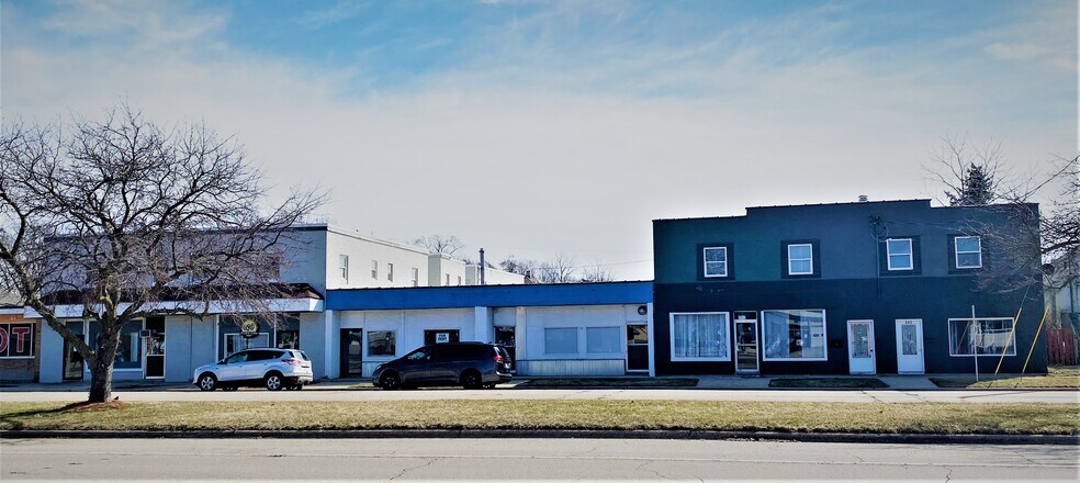 More Photos Of 539 Blackhawk Blvd, South Beloit Medical For Lease